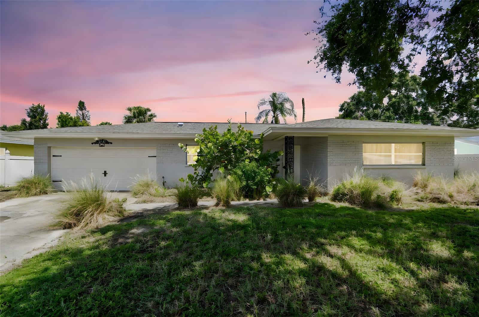 Image 43 of 43 For 958 Lyndhurst Street