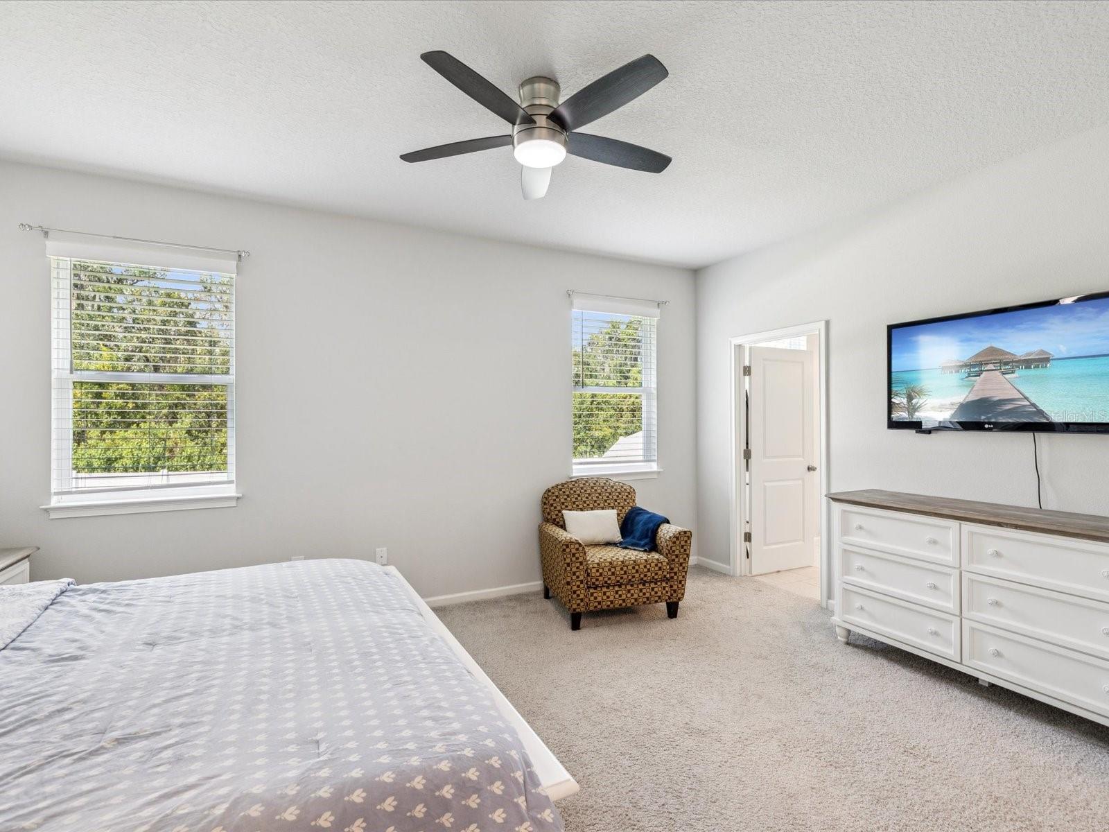 Listing photo id 14 for 12925 Satin Lily Drive