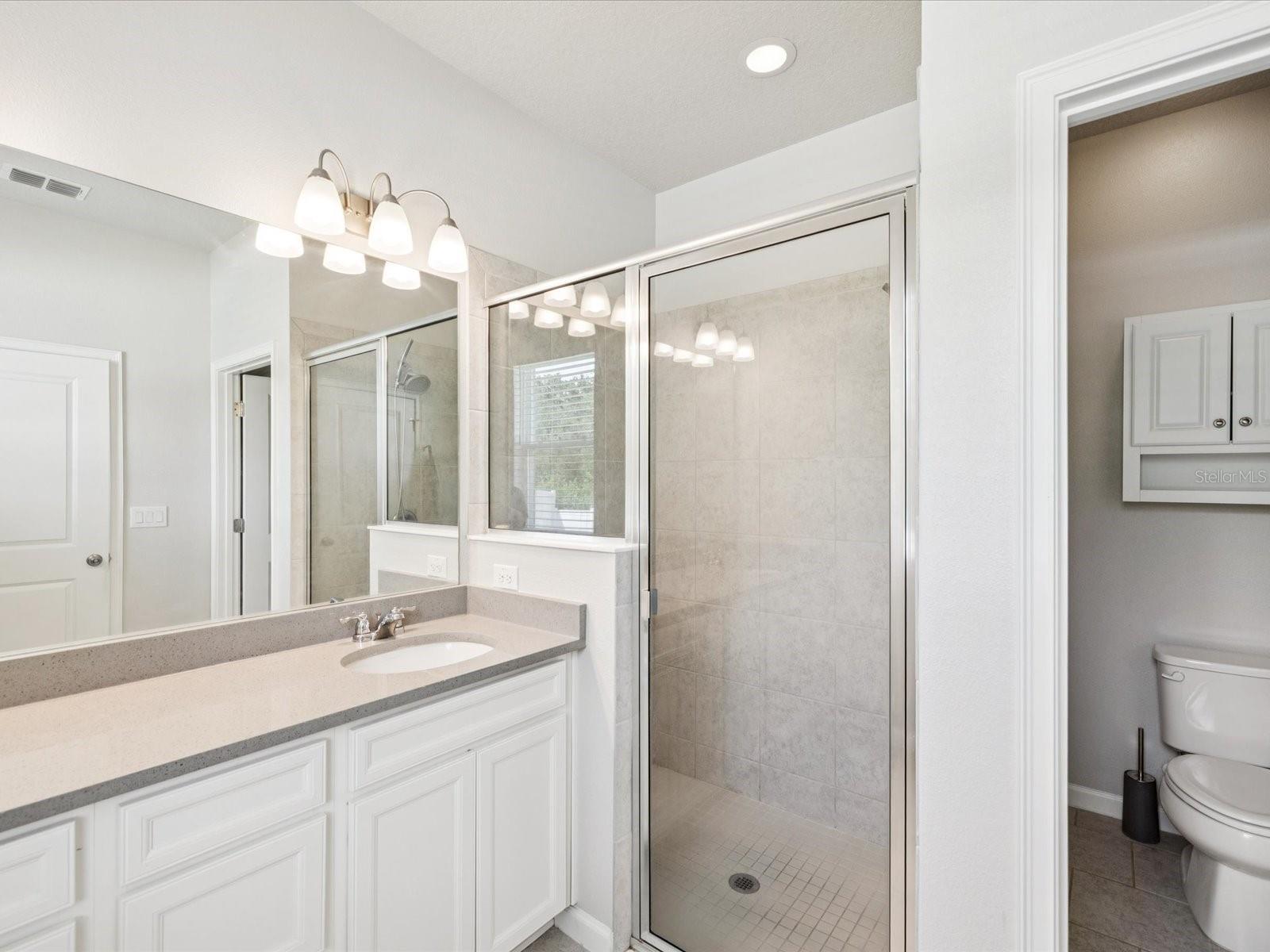Listing photo id 16 for 12925 Satin Lily Drive