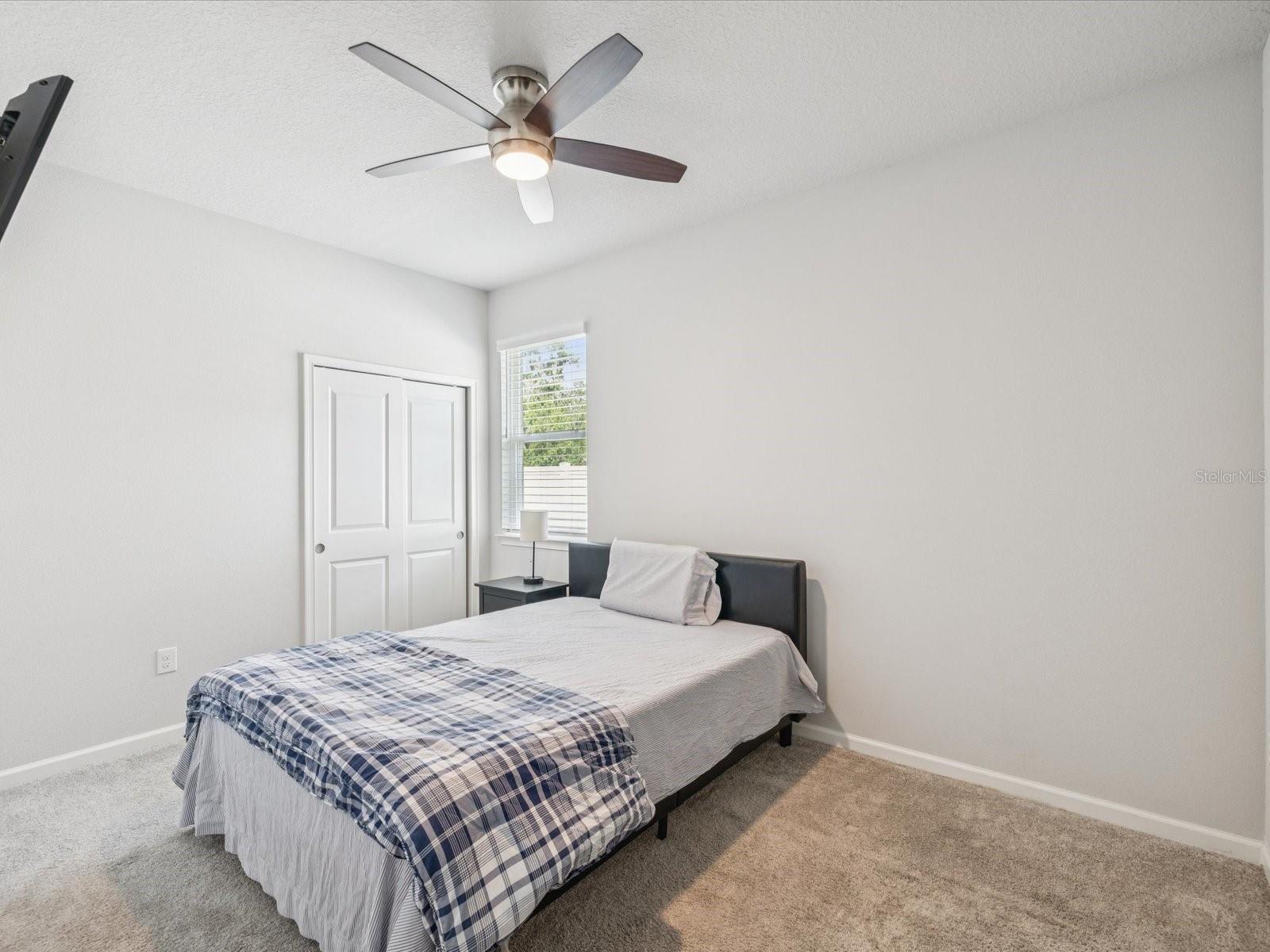 Listing photo id 18 for 12925 Satin Lily Drive