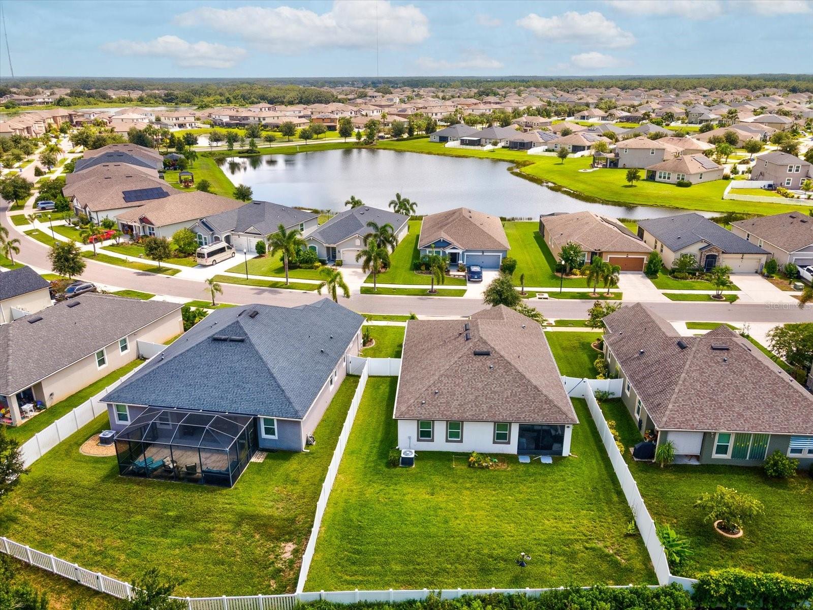 Listing photo id 34 for 12925 Satin Lily Drive