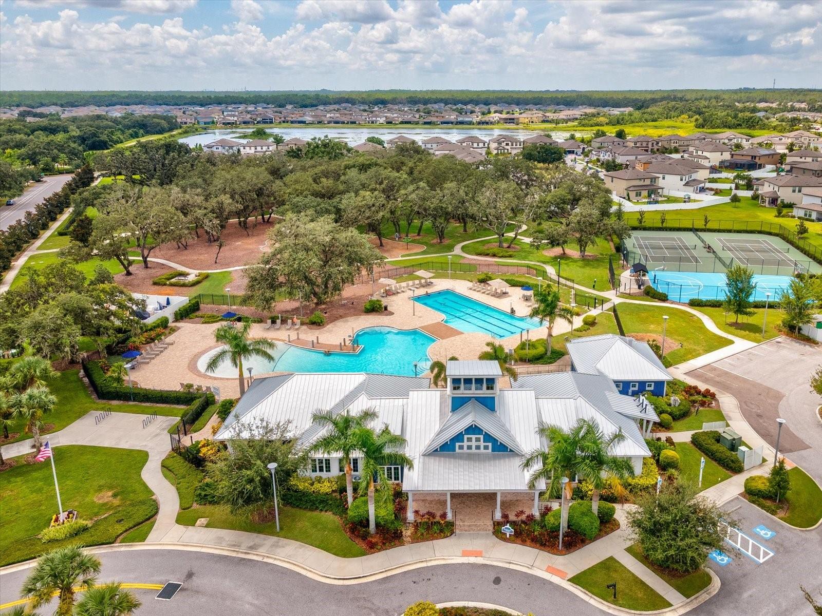 Listing photo id 41 for 12925 Satin Lily Drive