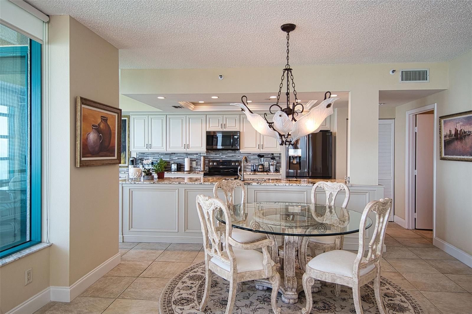 Image 18 of 91 For 1540 Gulf Boulevard 2102