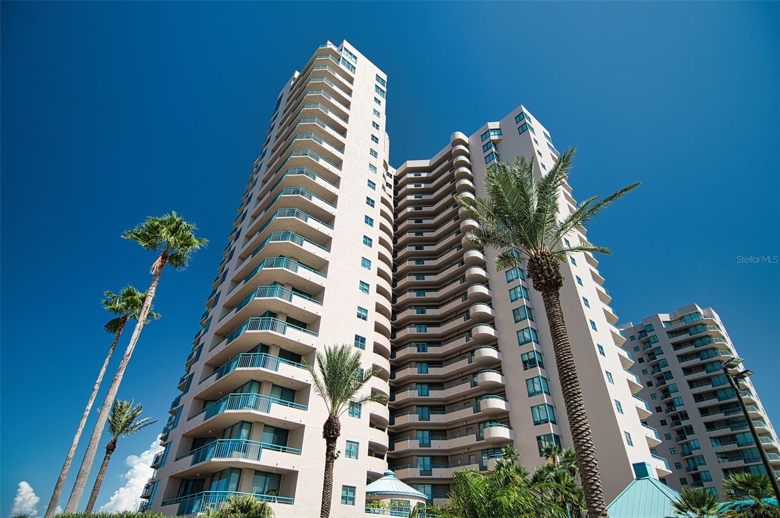 Image 2 of 91 For 1540 Gulf Boulevard 2102