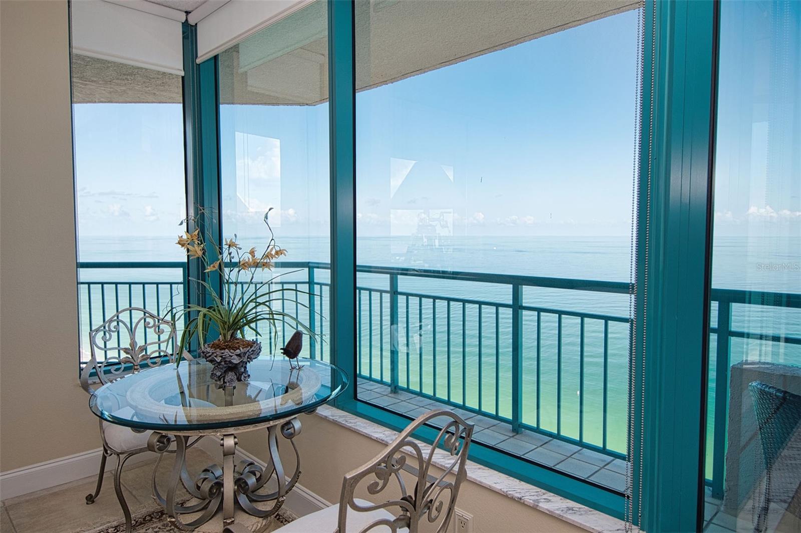 Image 20 of 91 For 1540 Gulf Boulevard 2102