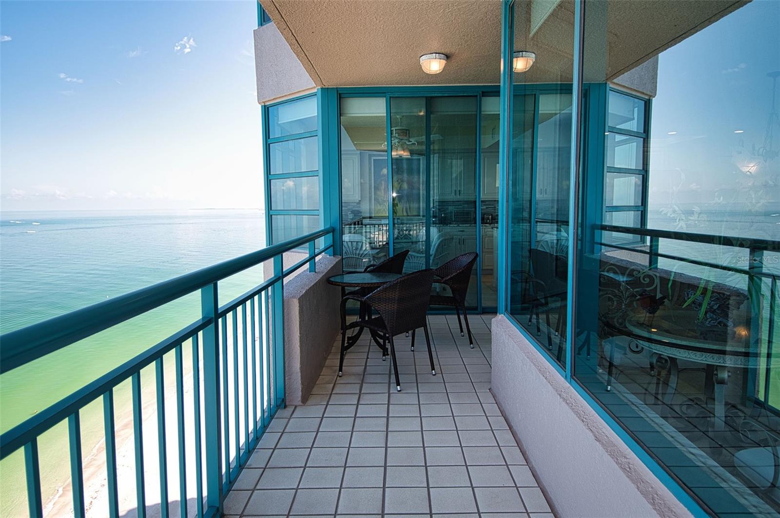 Image 22 of 91 For 1540 Gulf Boulevard 2102