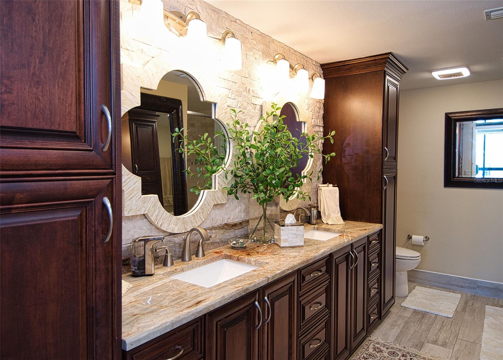 Image 31 of 91 For 1540 Gulf Boulevard 2102