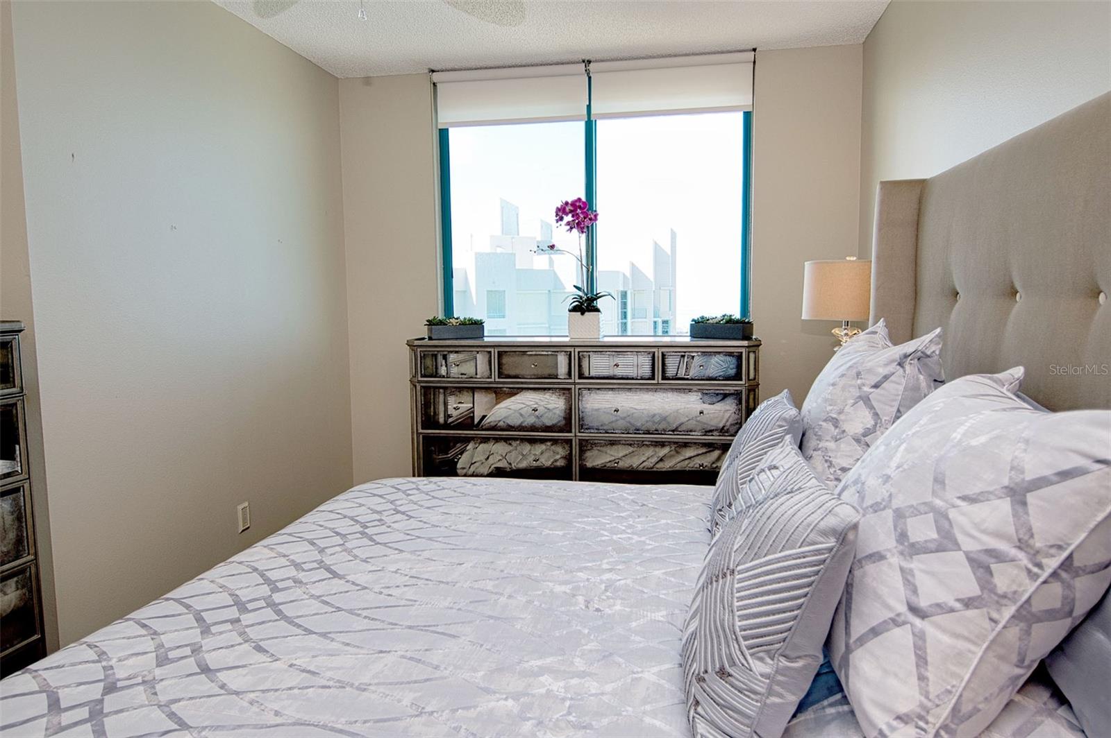 Image 44 of 91 For 1540 Gulf Boulevard 2102