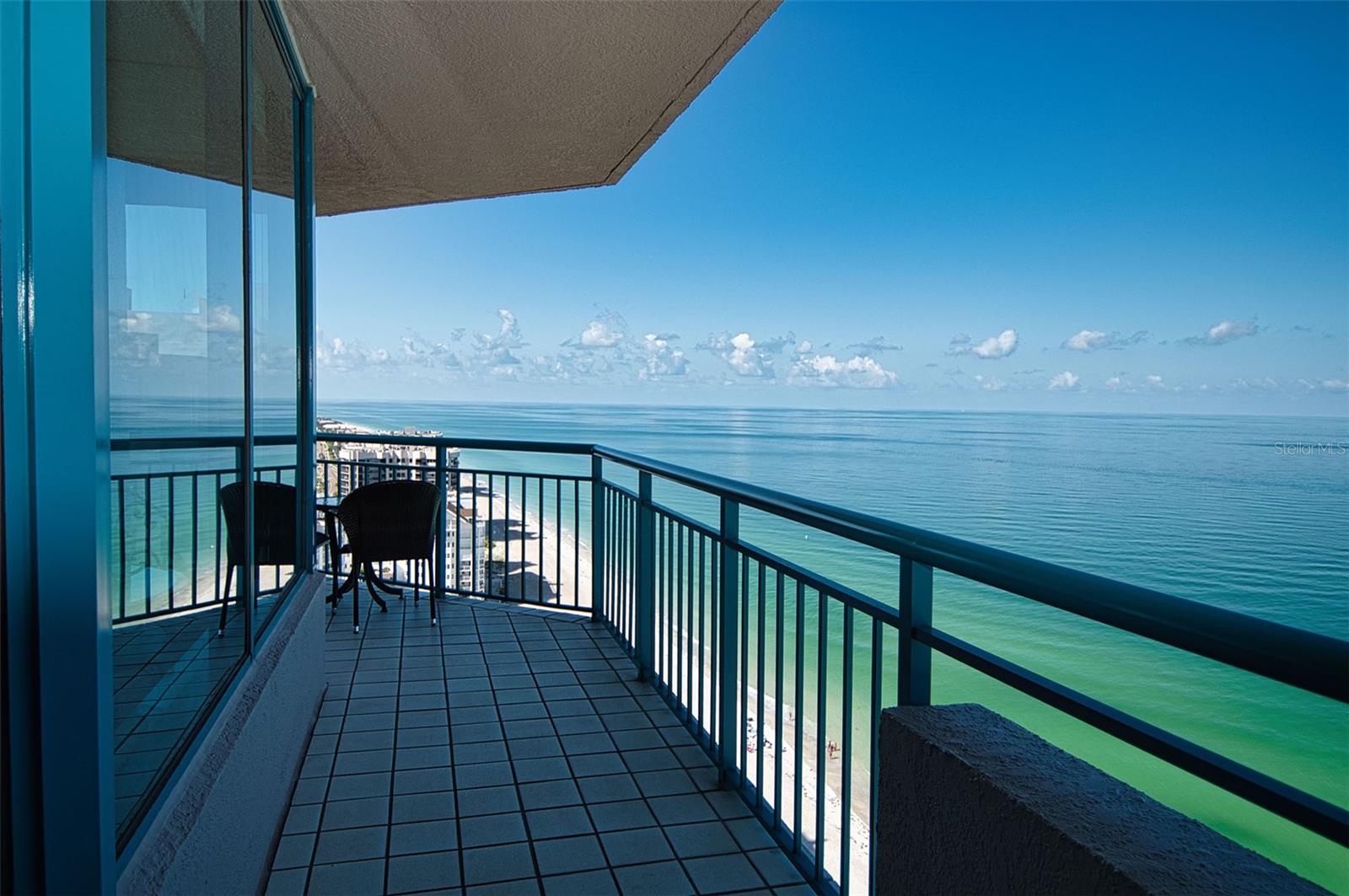 Image 54 of 91 For 1540 Gulf Boulevard 2102