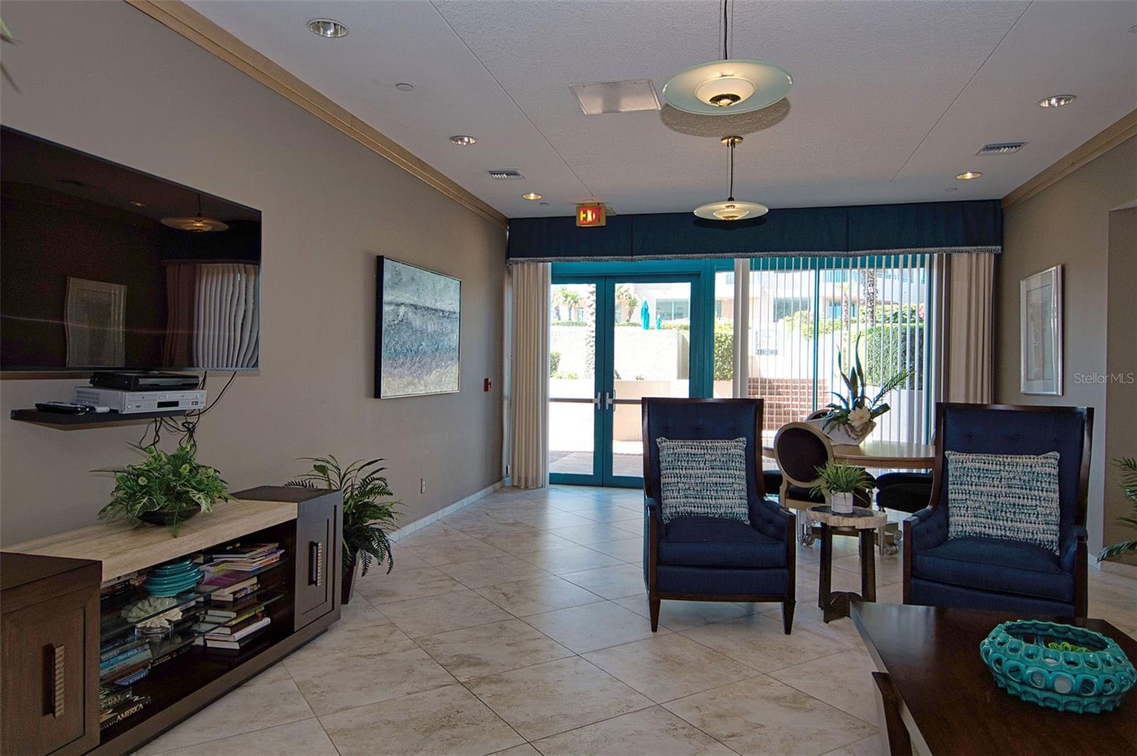 Image 63 of 91 For 1540 Gulf Boulevard 2102