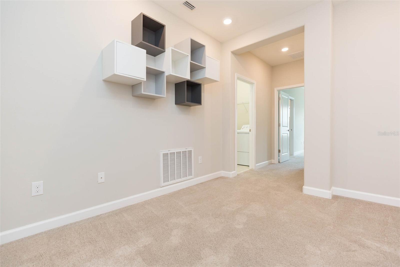 Image 13 of 24 For 18676 Noble Caspian Drive