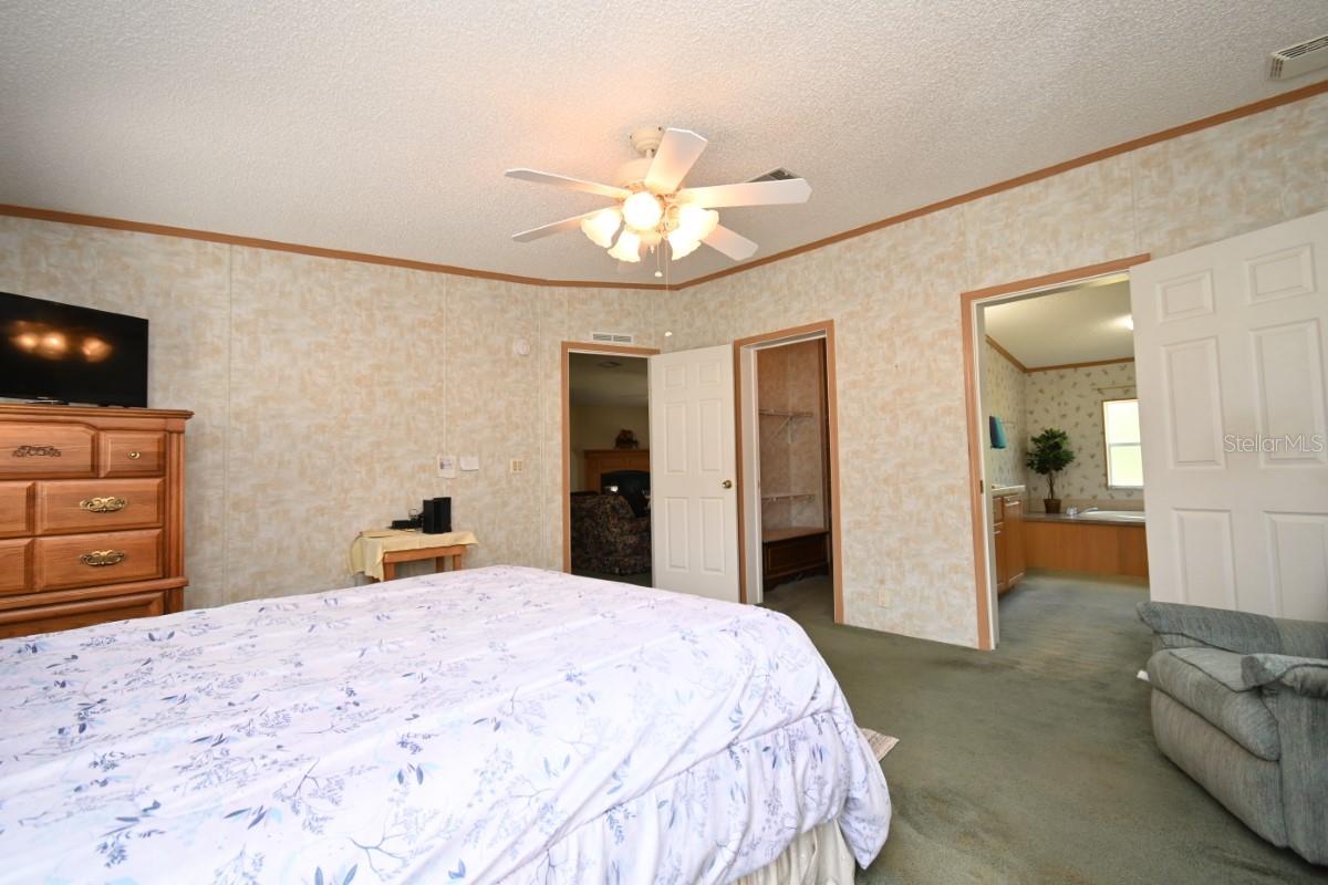 Image 27 of 61 For 8205 Irene Street