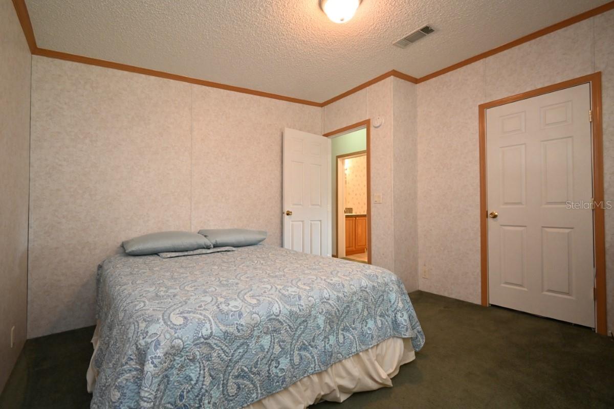 Image 40 of 61 For 8205 Irene Street