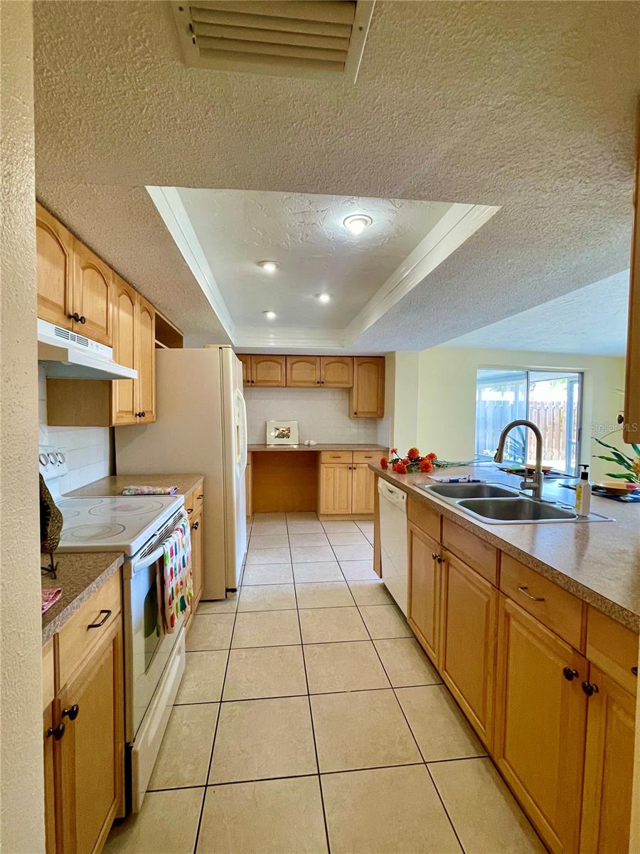 Image 10 of 29 For 1037 Tamarac Drive