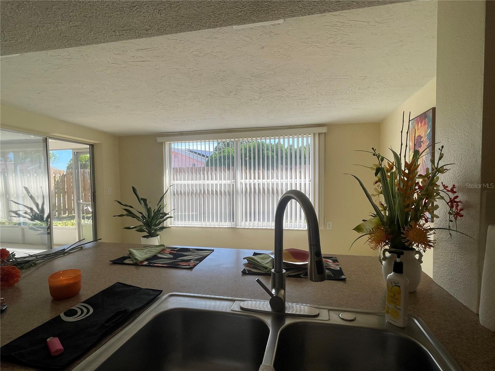 Image 11 of 29 For 1037 Tamarac Drive