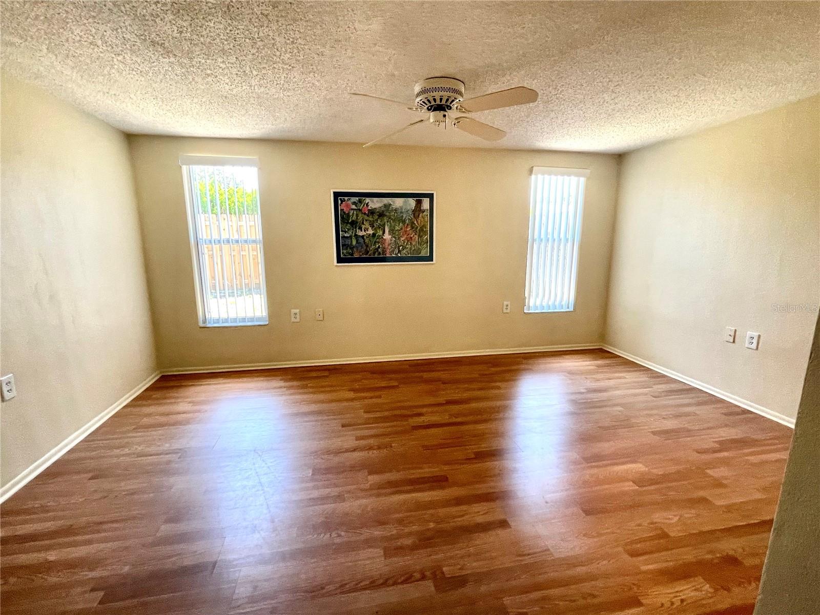 Image 14 of 29 For 1037 Tamarac Drive