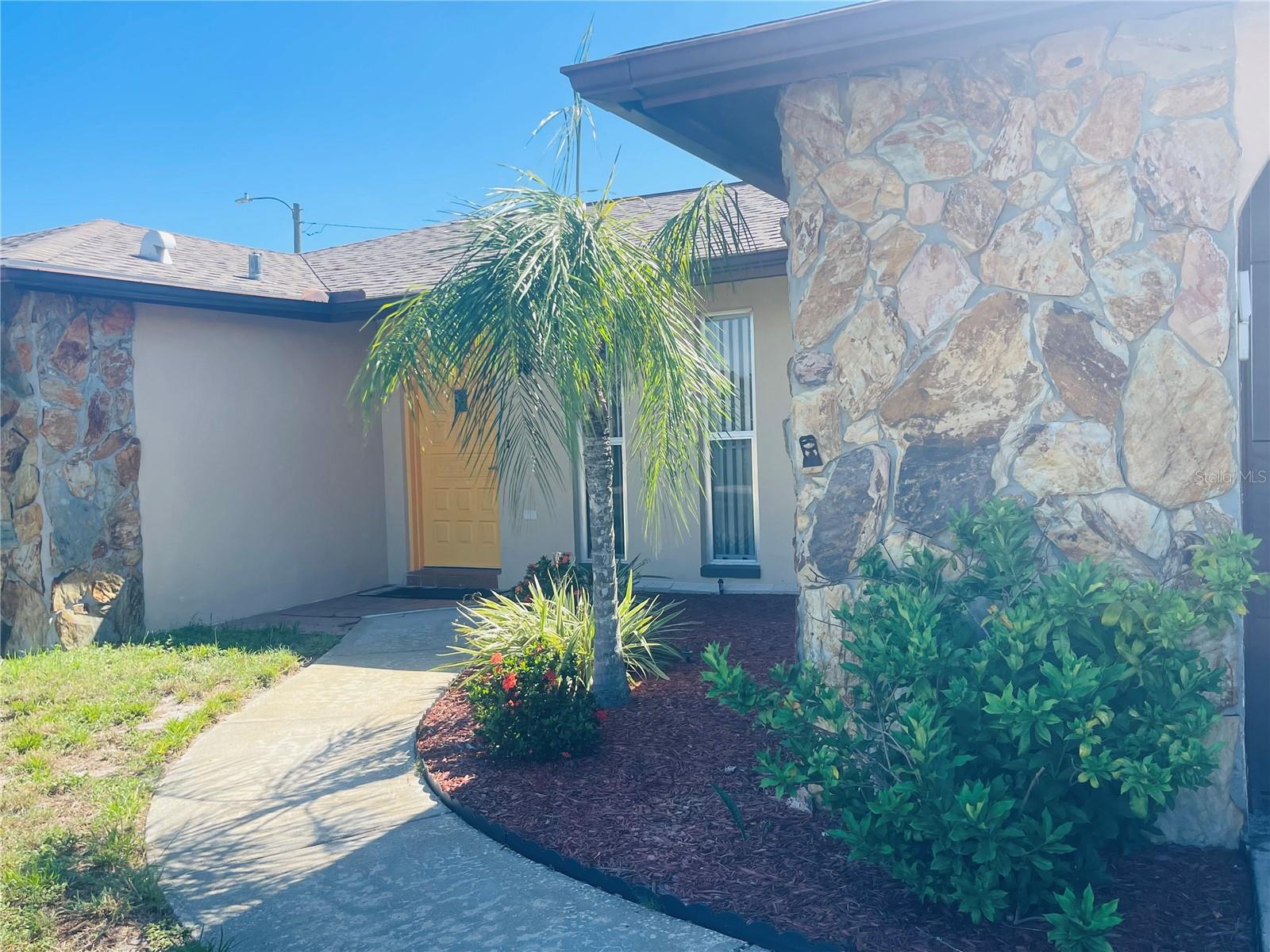 Image 4 of 29 For 1037 Tamarac Drive