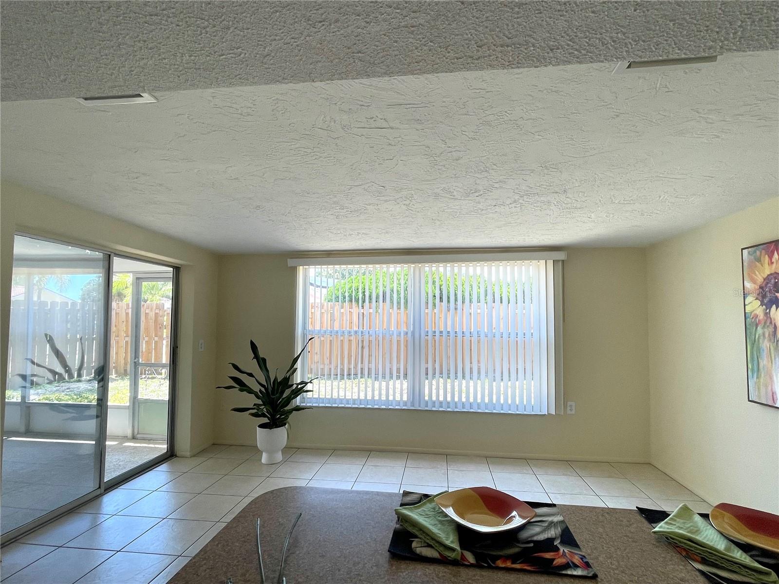 Image 7 of 29 For 1037 Tamarac Drive