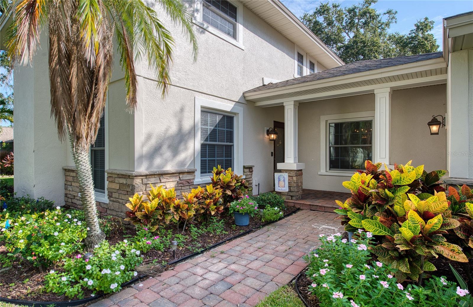 Listing photo id 1 for 2851 Weathersfield Court