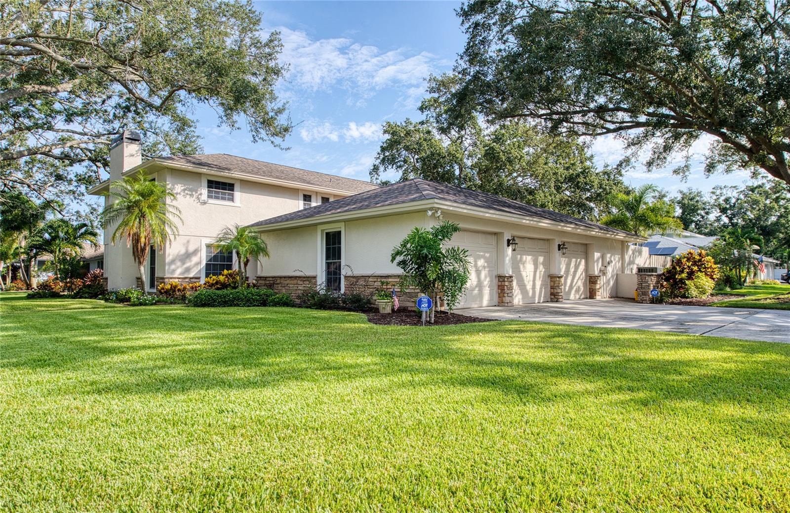 Listing photo id 3 for 2851 Weathersfield Court