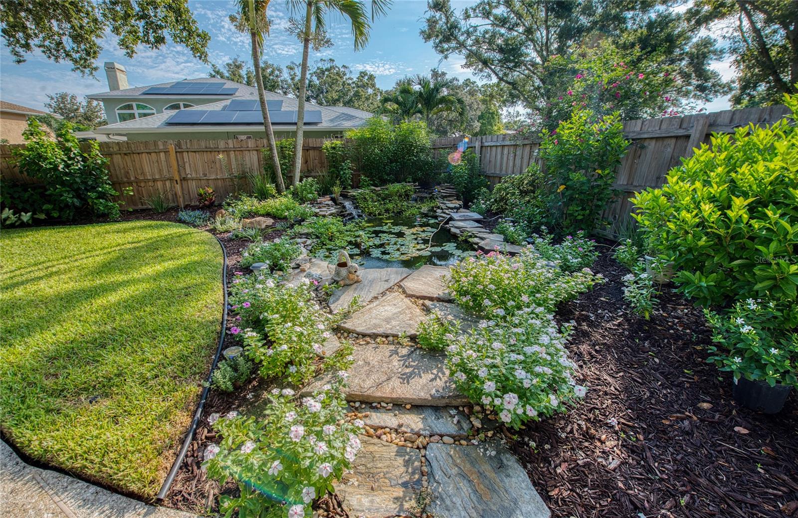 Listing photo id 58 for 2851 Weathersfield Court