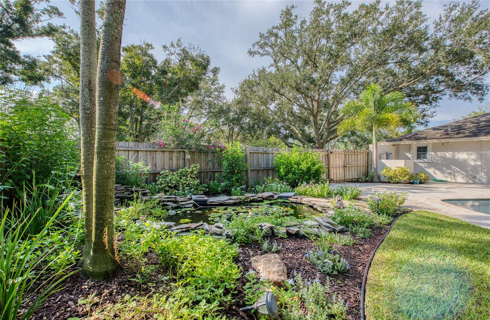 Listing photo id 63 for 2851 Weathersfield Court