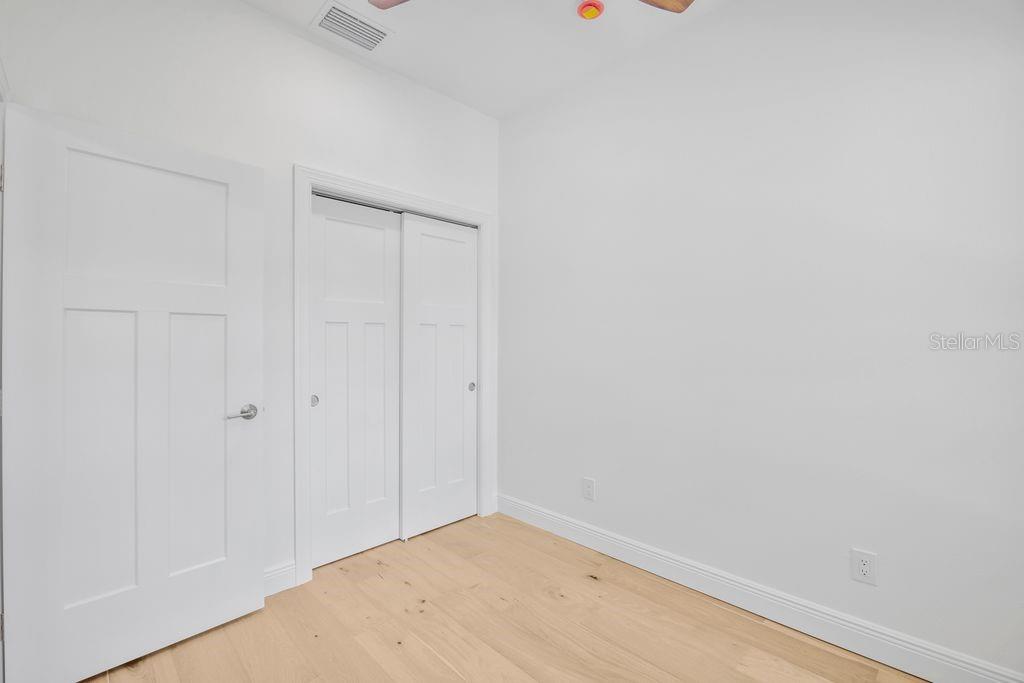 Image 19 of 57 For 1014 14th Avenue Nw