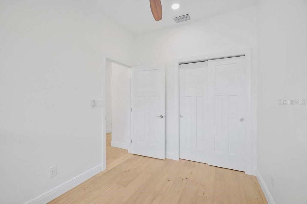 Image 20 of 57 For 1014 14th Avenue Nw