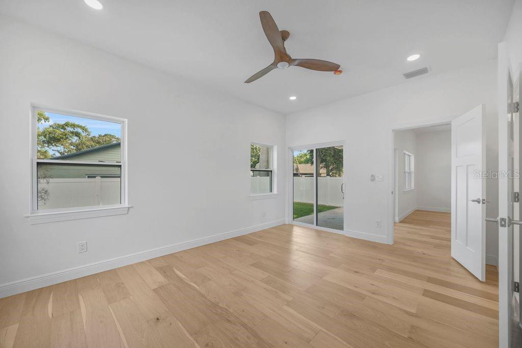 Image 30 of 57 For 1014 14th Avenue Nw