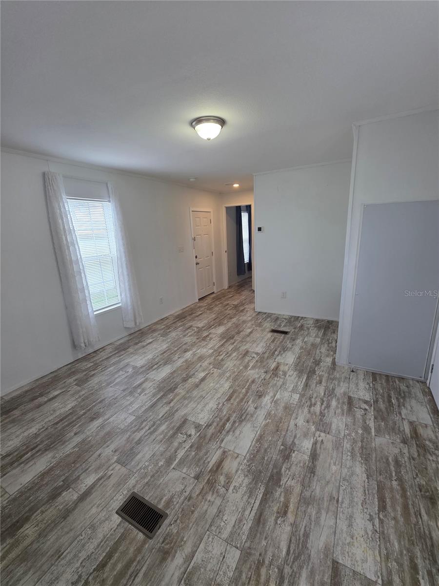 Image 18 of 34 For 1109 49th Avenue Drive W