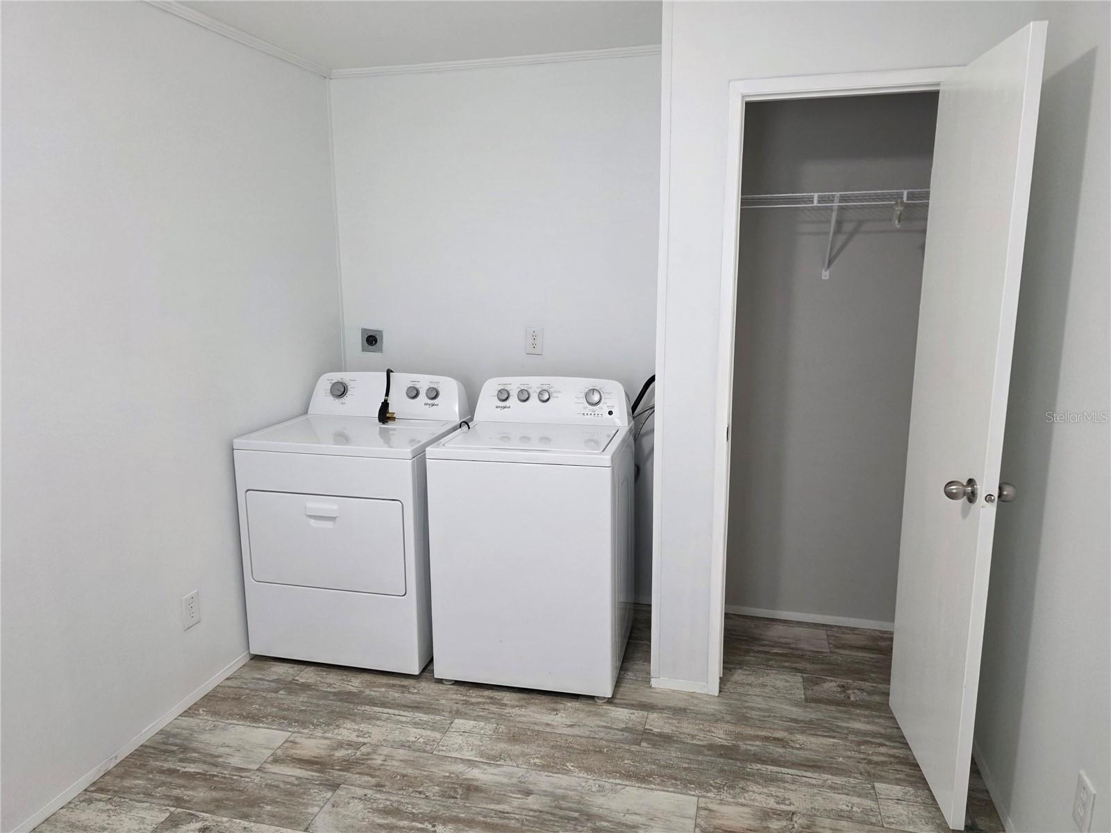Image 22 of 34 For 1109 49th Avenue Drive W
