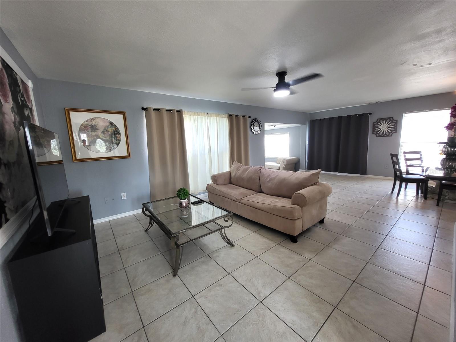 Image 3 of 21 For 4182 Gardner Drive