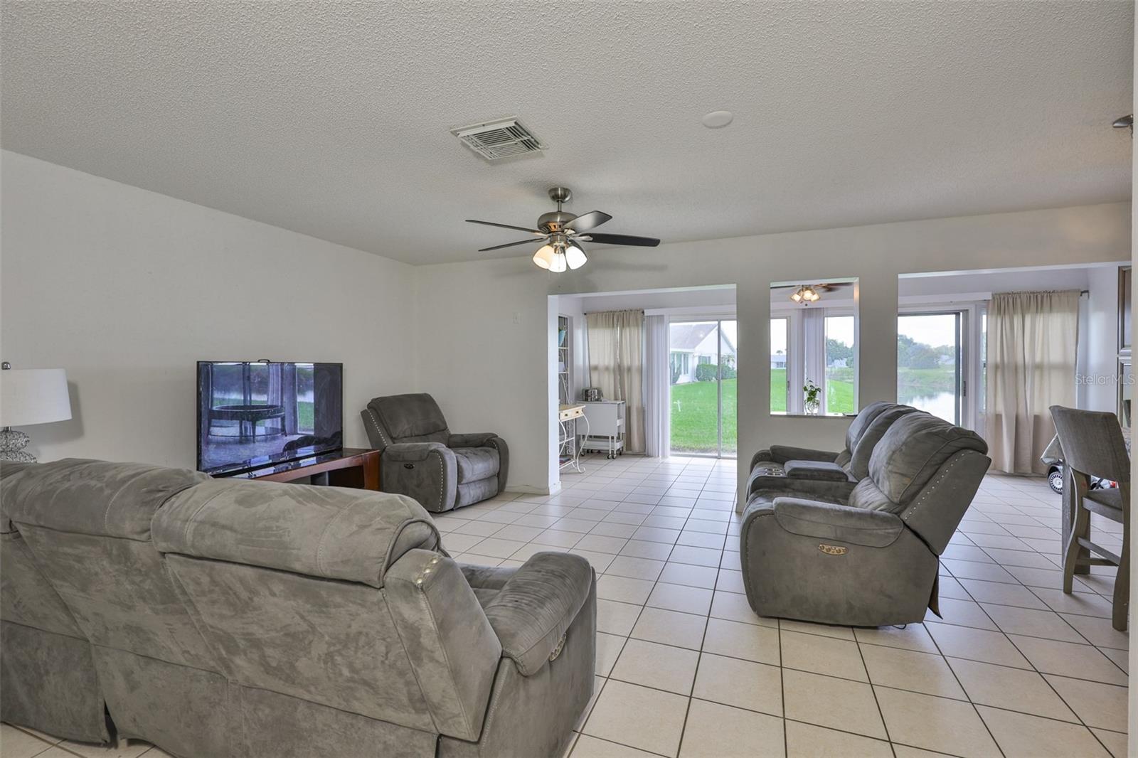 Image 16 of 64 For 2347 Gainesborough Loop 2347