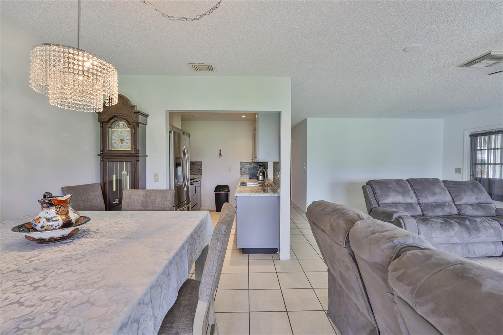 Image 24 of 64 For 2347 Gainesborough Loop 2347