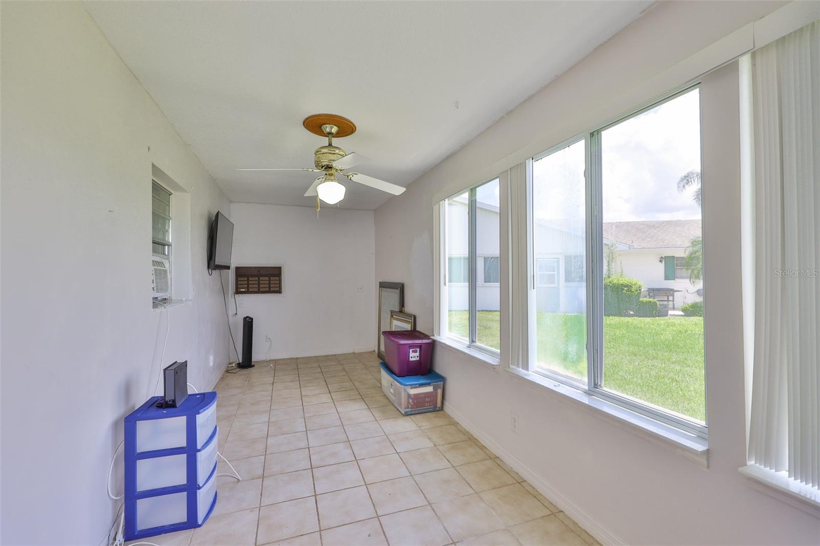 Image 29 of 64 For 2347 Gainesborough Loop 2347