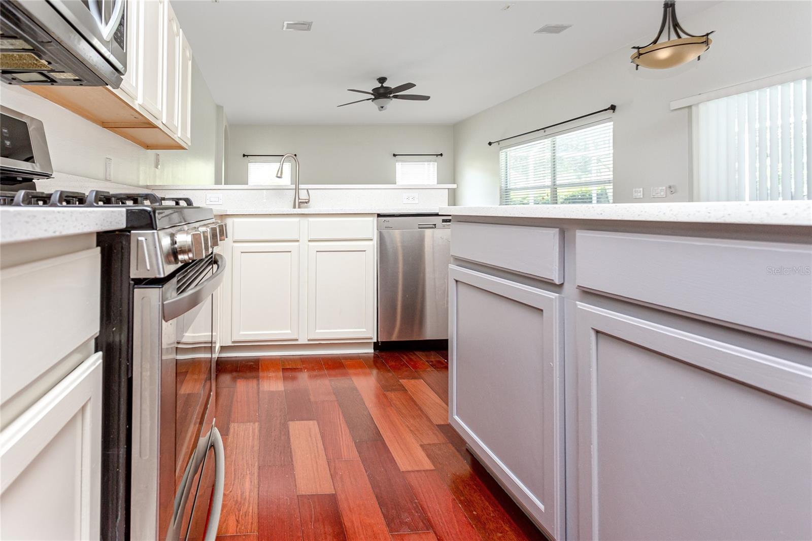 Image 11 of 49 For 10132 Downey Lane