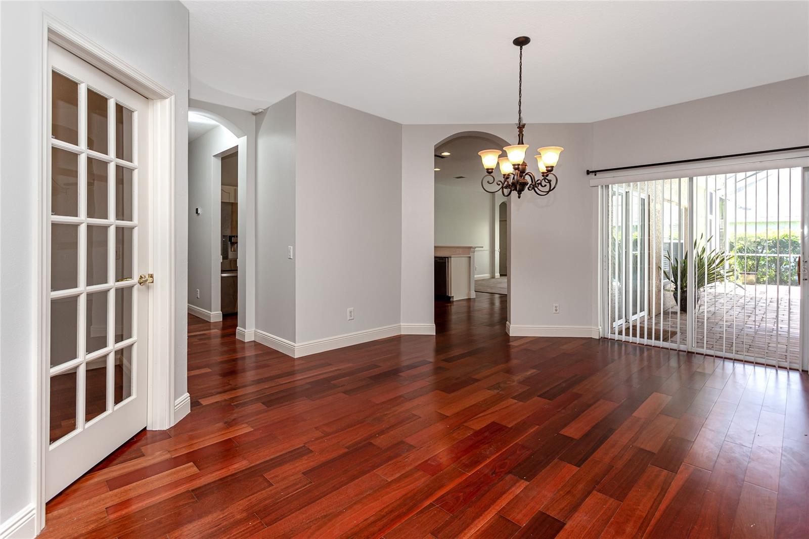 Image 5 of 49 For 10132 Downey Lane