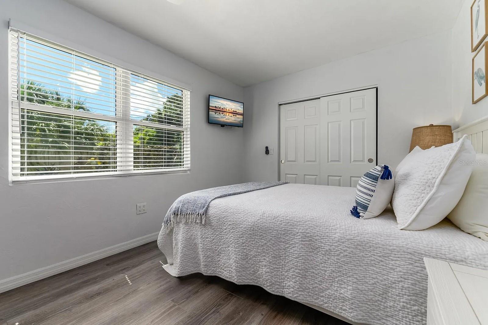 Image 18 of 65 For 333 66th Street N