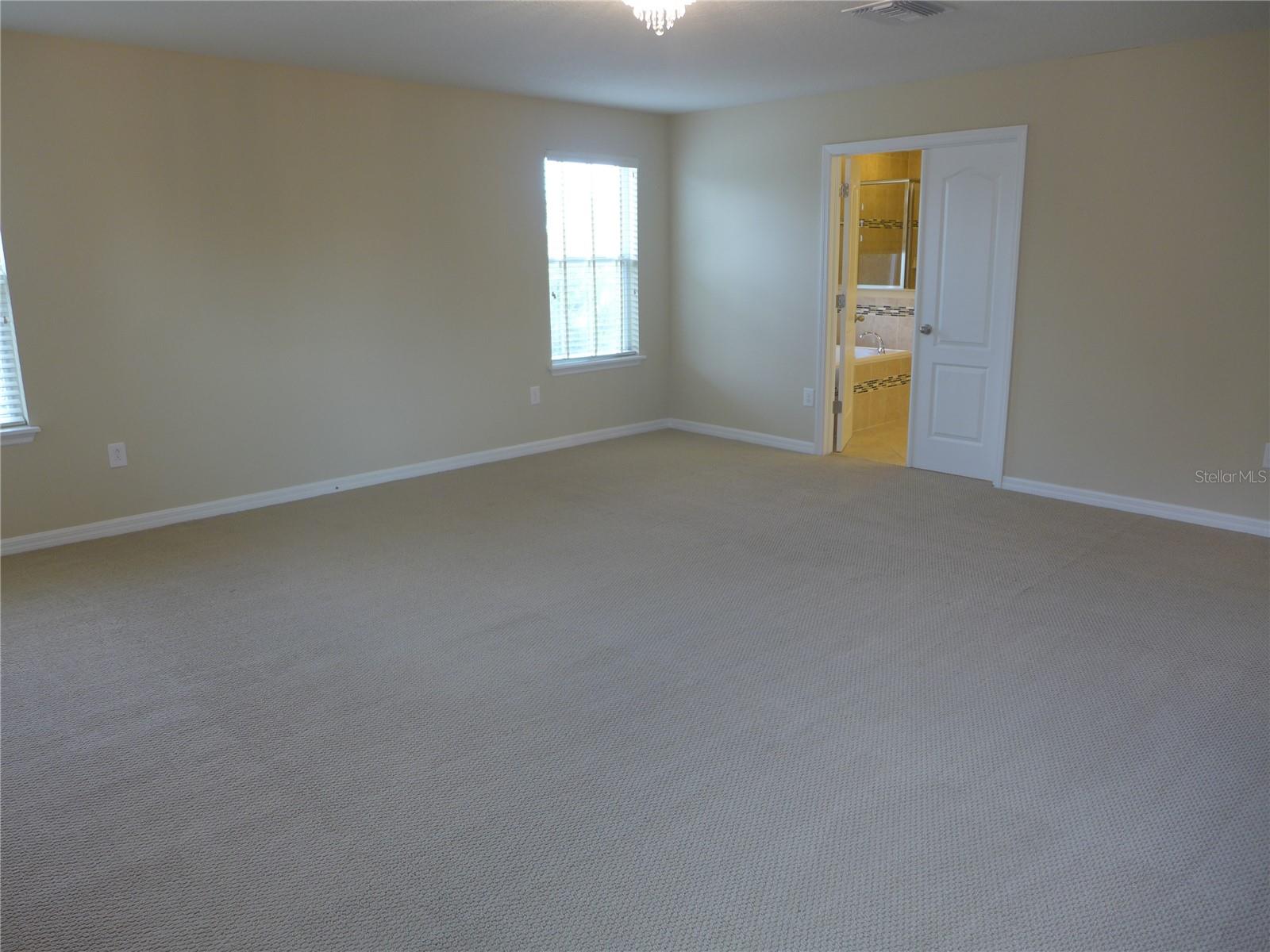 Image 15 of 73 For 11054 Spring Point Circle