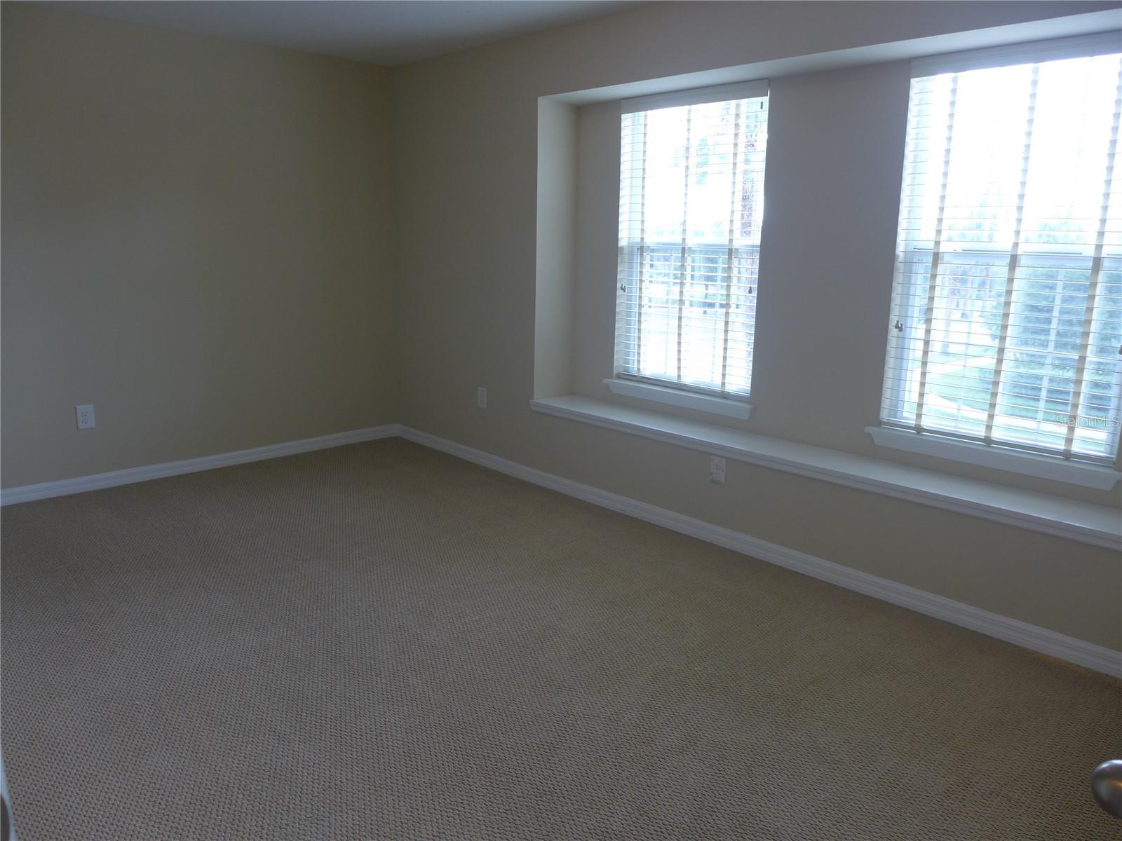 Image 21 of 73 For 11054 Spring Point Circle
