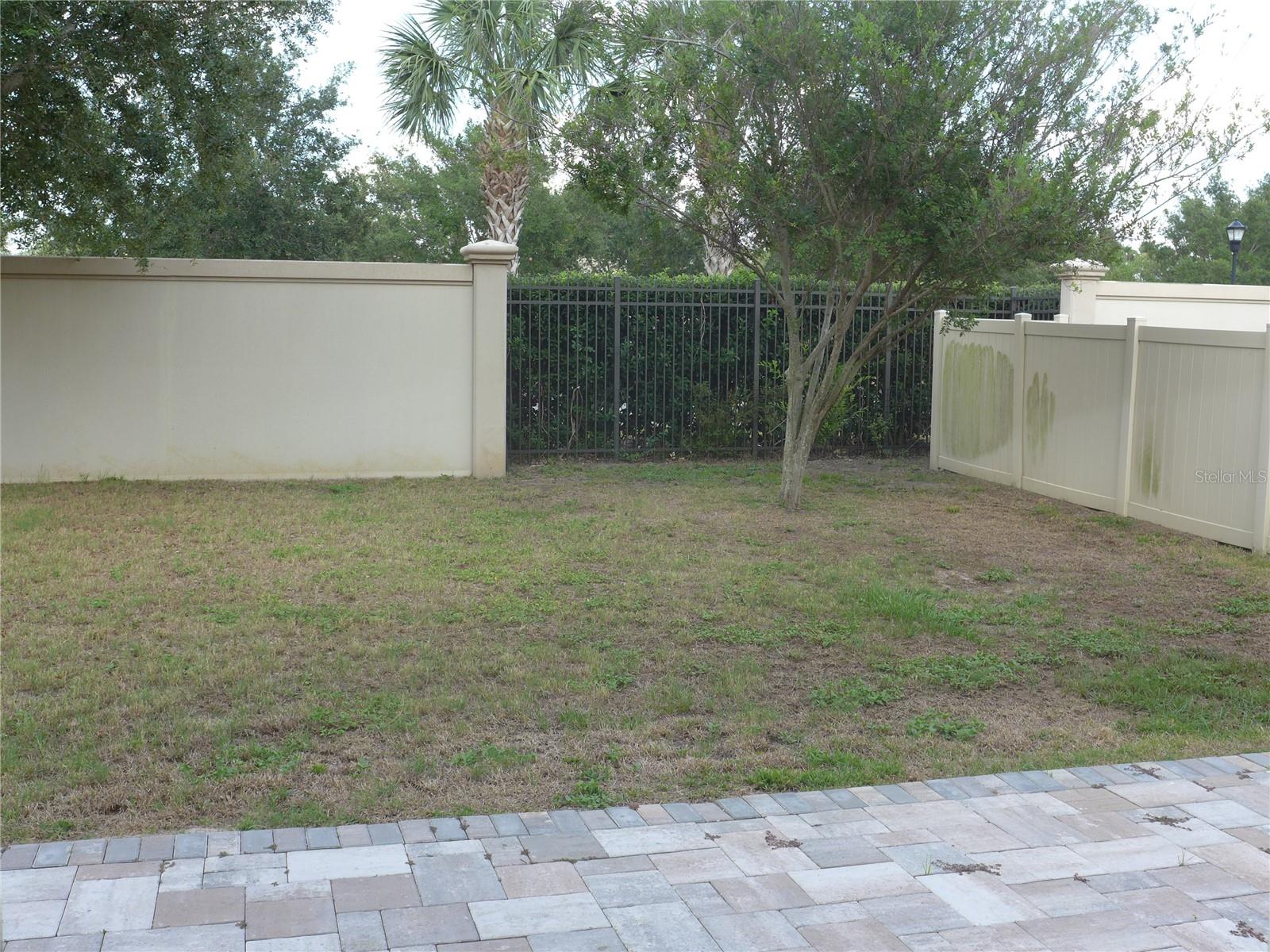 Image 29 of 73 For 11054 Spring Point Circle