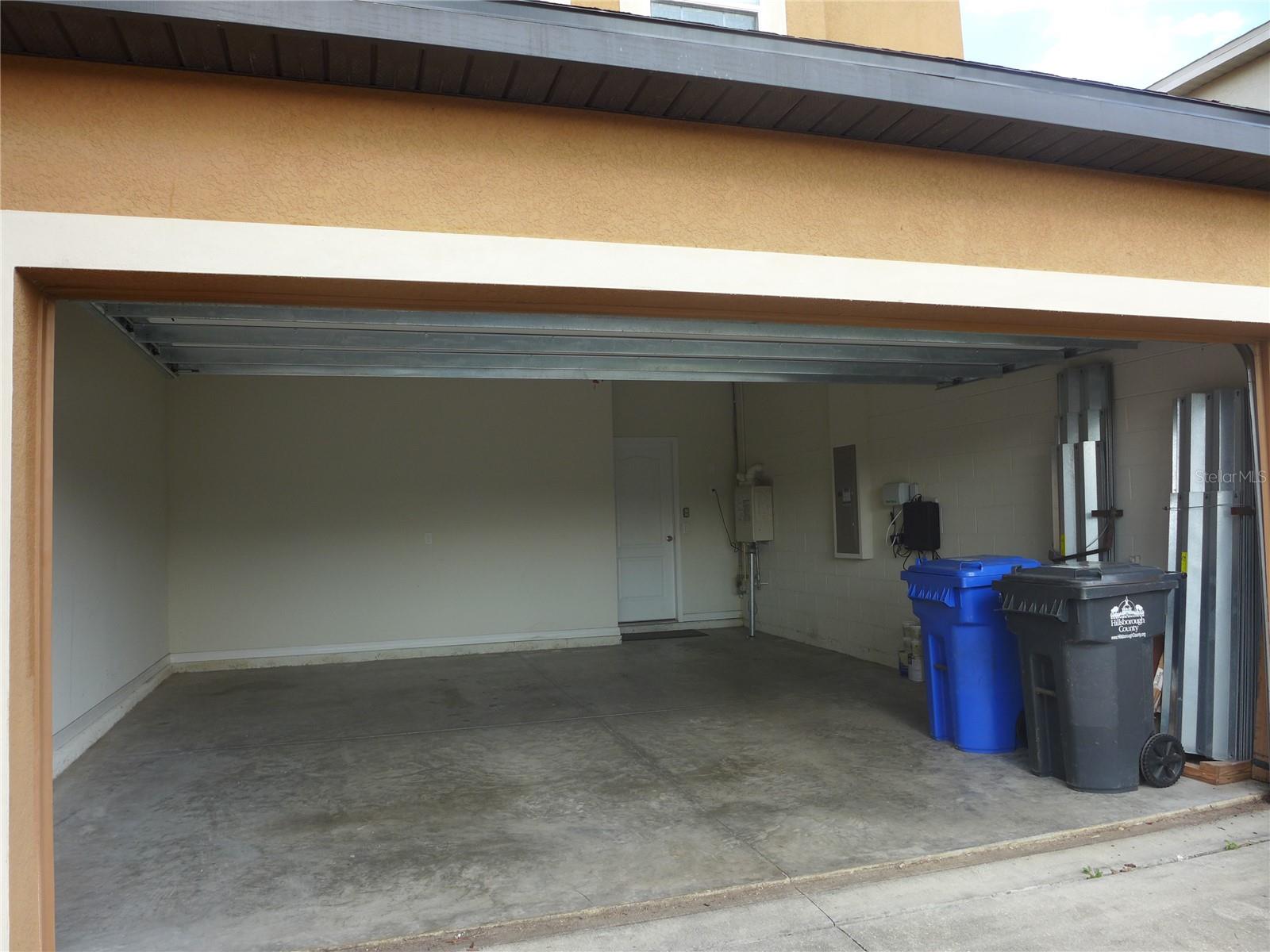 Image 30 of 73 For 11054 Spring Point Circle