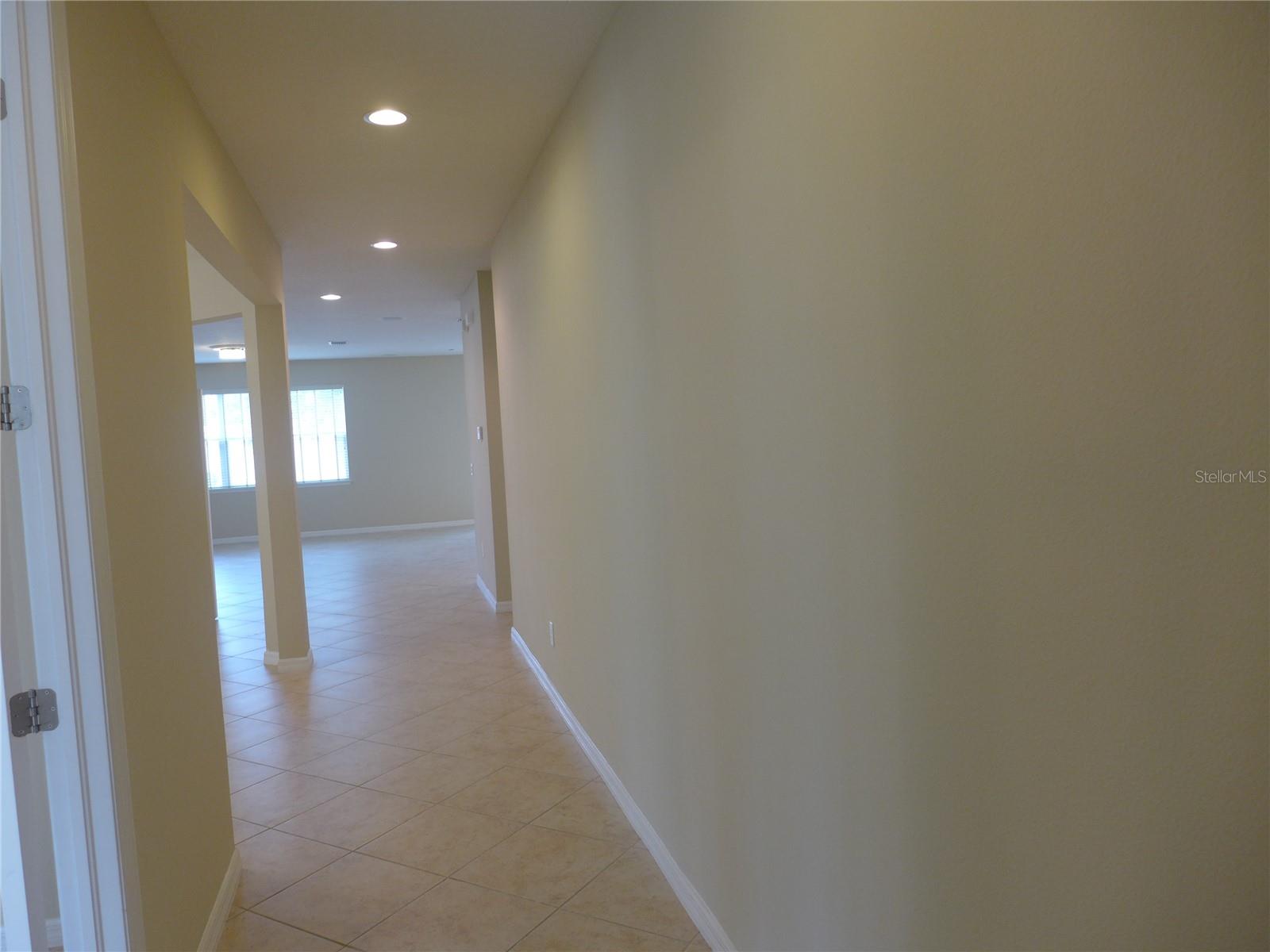 Image 4 of 73 For 11054 Spring Point Circle
