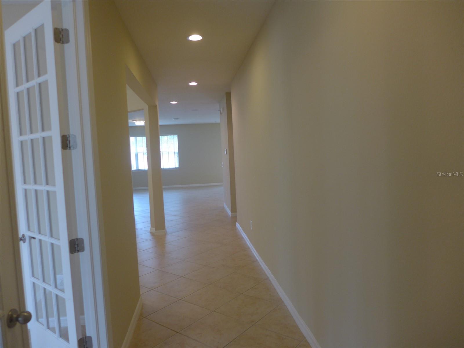 Image 40 of 73 For 11054 Spring Point Circle