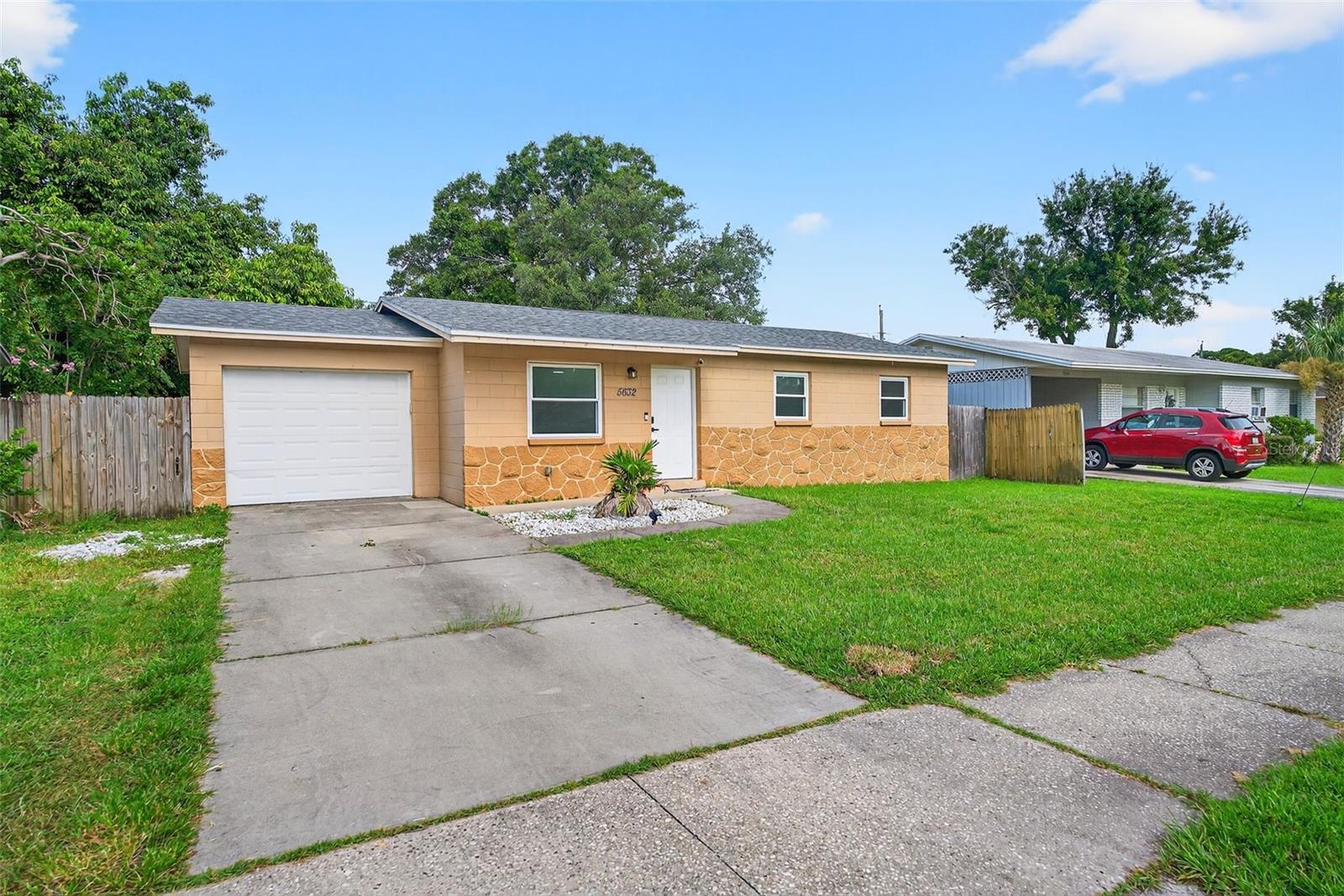 Image 24 of 59 For 5632 62nd Street N