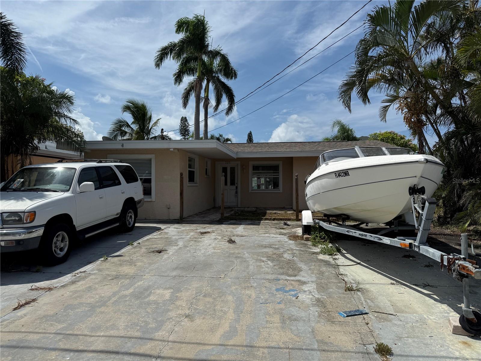 Image 11 of 23 For 325 Madeira Avenue