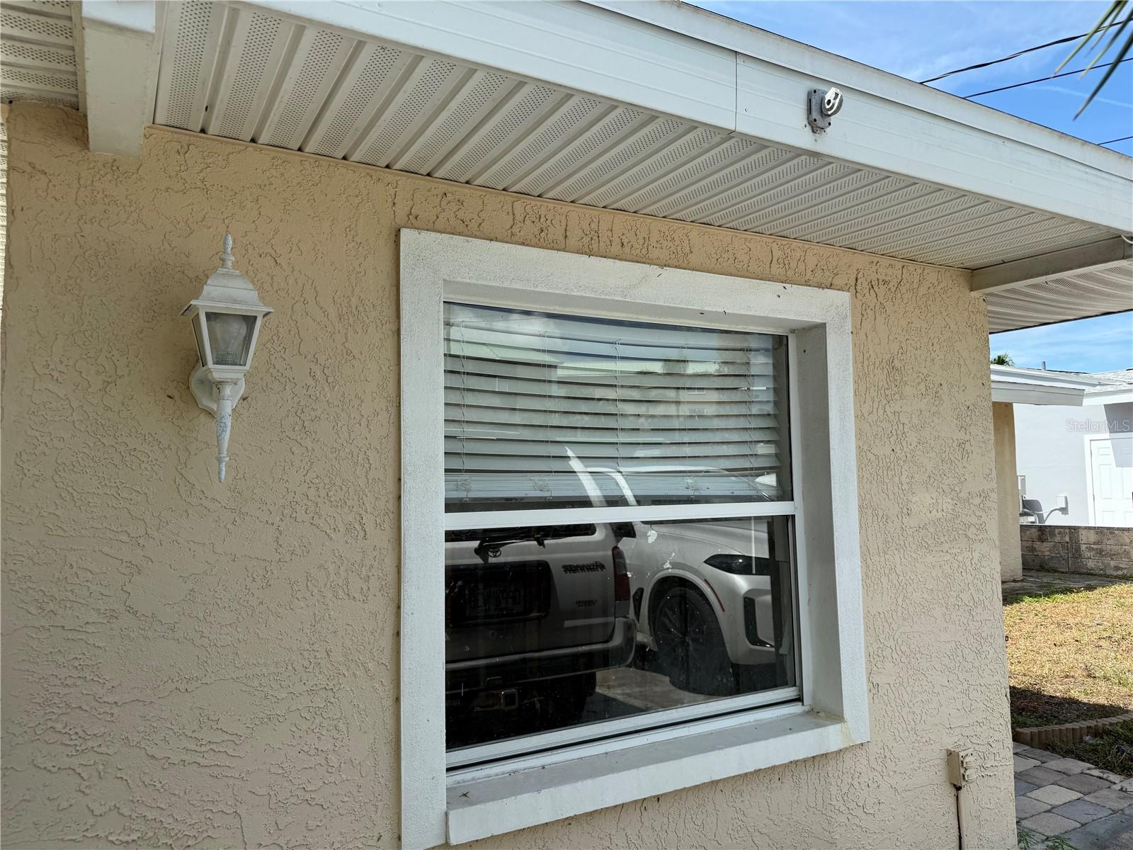 Image 15 of 23 For 325 Madeira Avenue