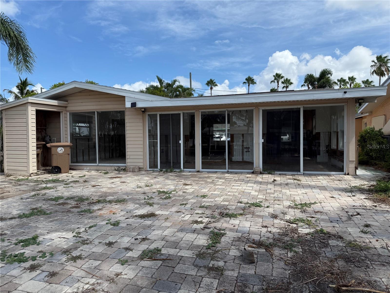 Image 2 of 23 For 325 Madeira Avenue