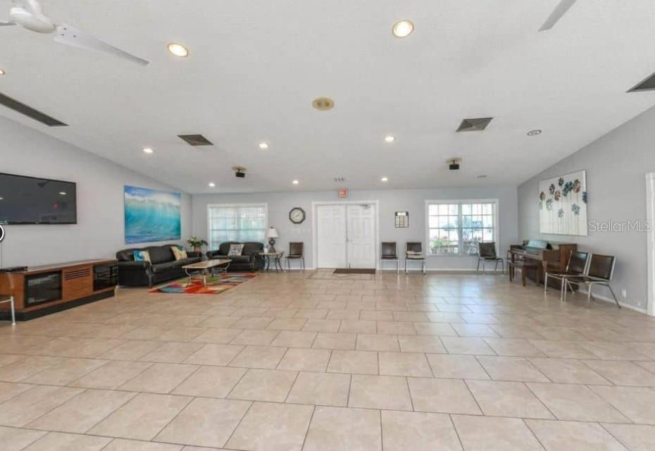 Image 12 of 44 For 4001 Oakhurst Drive 3119