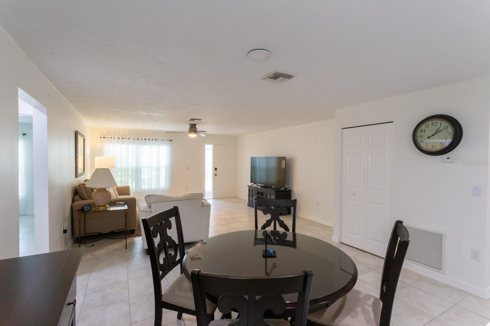 Image 22 of 44 For 4001 Oakhurst Drive 3119